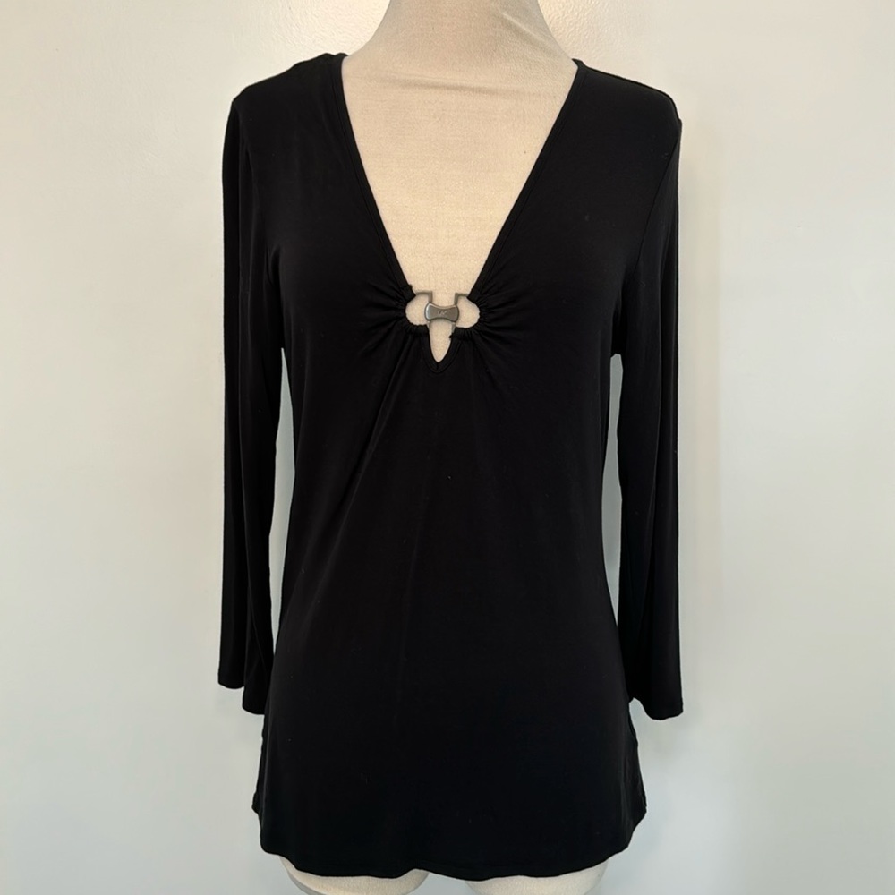 Black Michael Kors, long sleeve, V-neck size medium